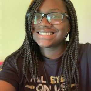 Meet your Posher, Demaria